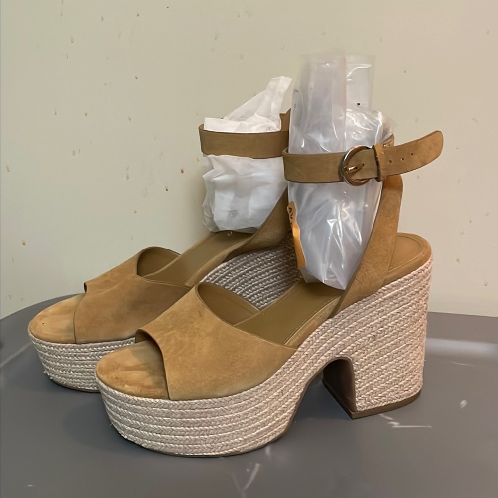 Tan Platform Sandals Marc fisher size 10 suede leather ankle strap